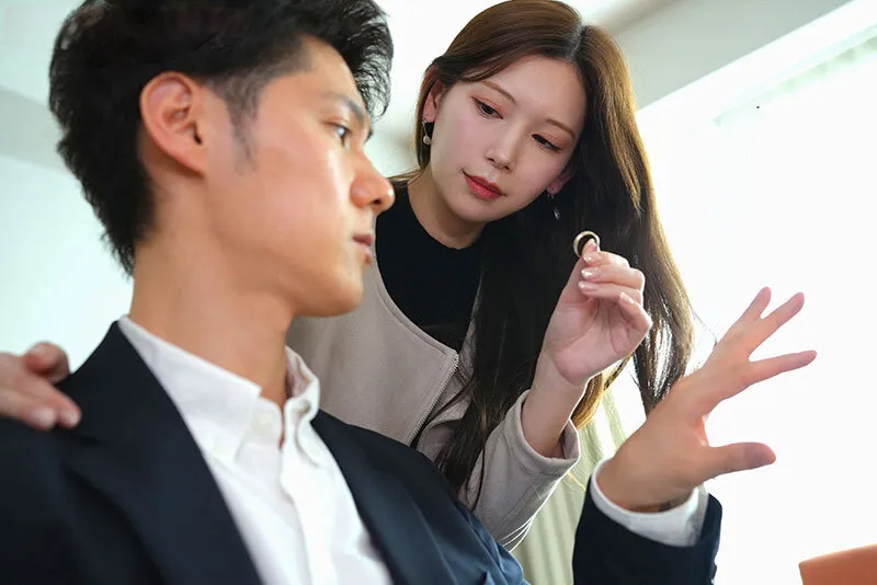 Cô vợ đi đi giã ngoại, anh xã ở nhà bị nhỏ em người vợ gạ quan hệ không trượt phát nào
